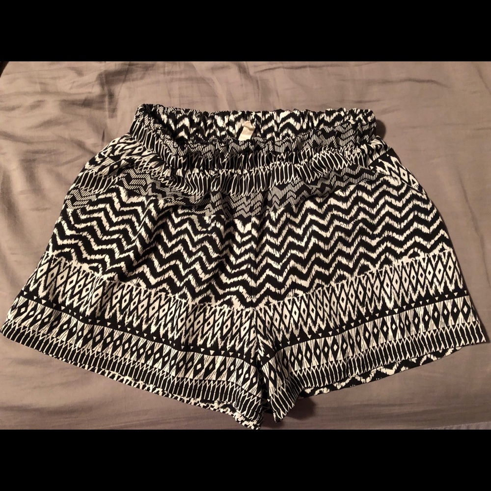 Flowy shorts